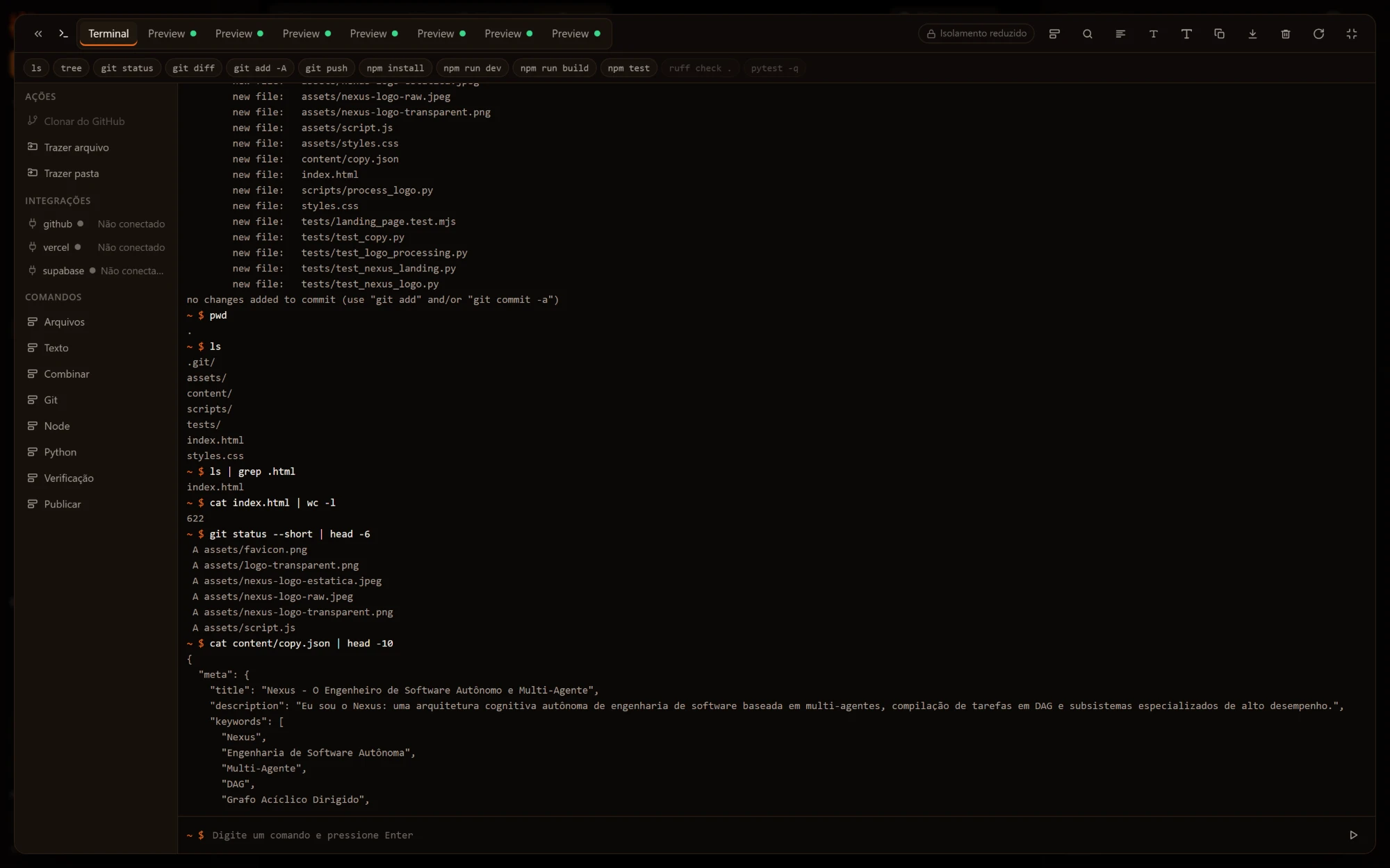 Terminal do Nexus em tela cheia, com atalhos como git status, npm install e npm run build, o painel de ações e integrações à esquerda e a saída de comandos como ls e git status.